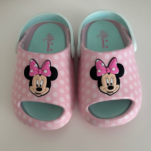 Walt Disney Other - Kids Pink Polka Dot Minnie Mouse Sandals